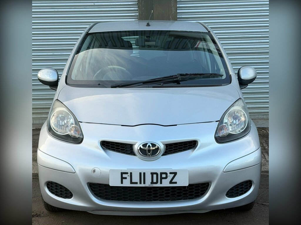 Toyota Aygo 1.0 Vvt-i Ice Euro 5 Silver #3