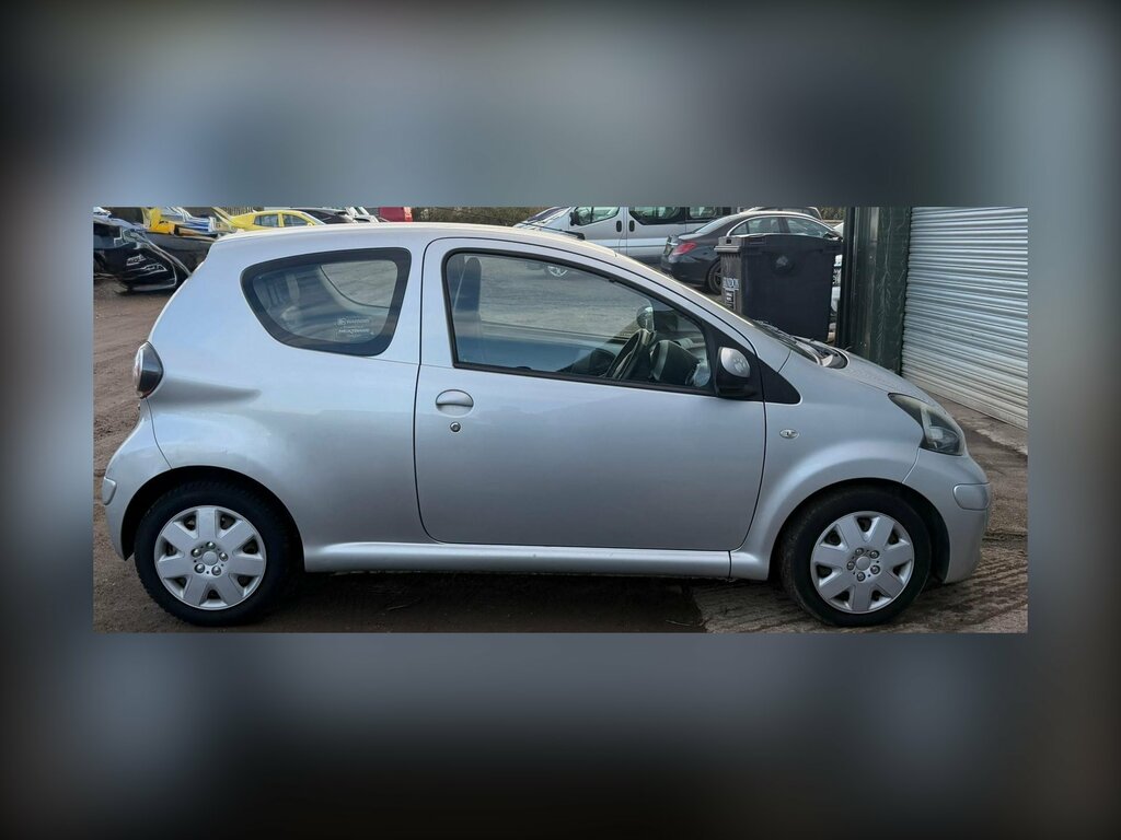 Toyota Aygo 1.0 Vvt-i Ice Euro 5 Silver #5