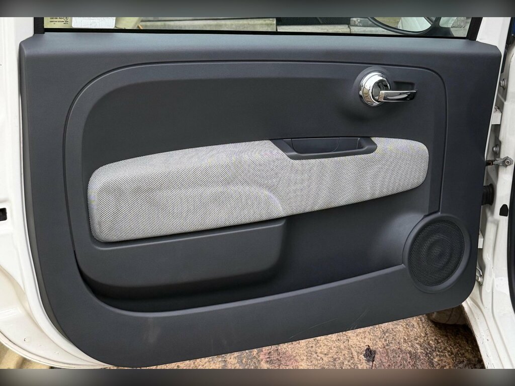Fiat 500 0.9L Lounge White #28