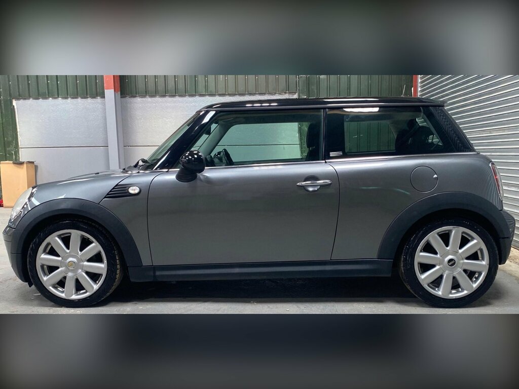 Mini Hatch Cooper D White #4