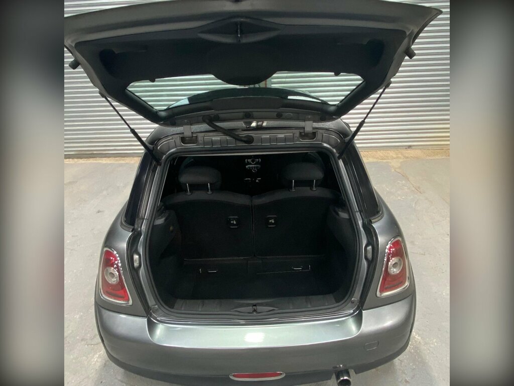Mini Hatch Cooper D White #25
