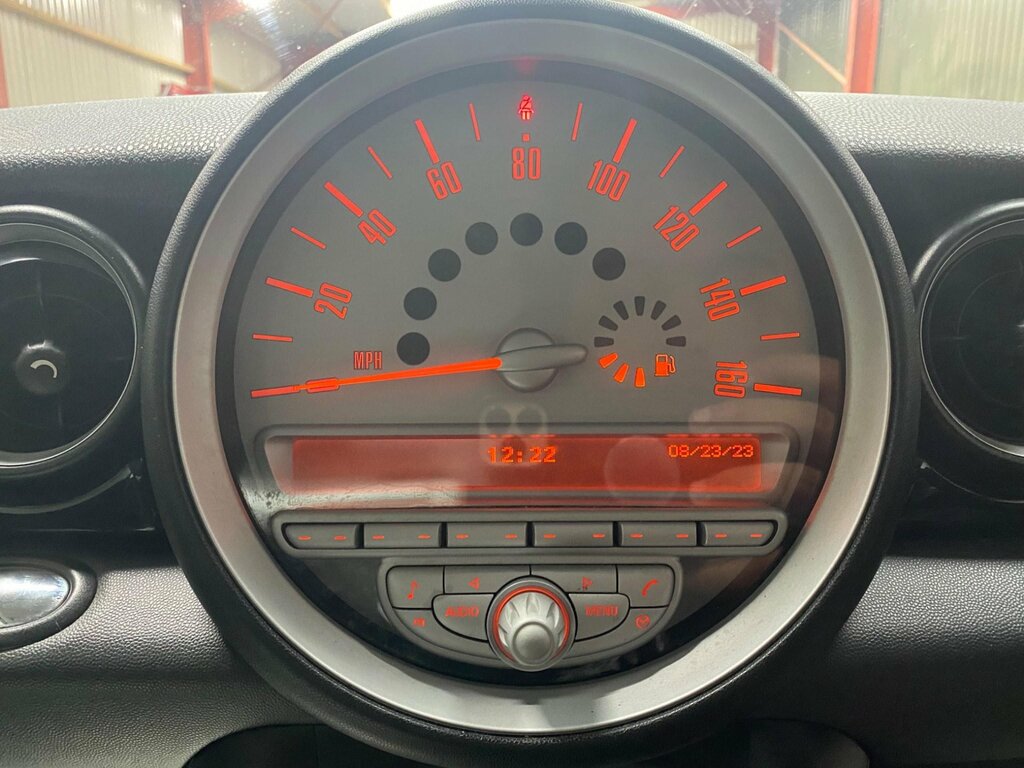 Mini Hatch Cooper D White #10