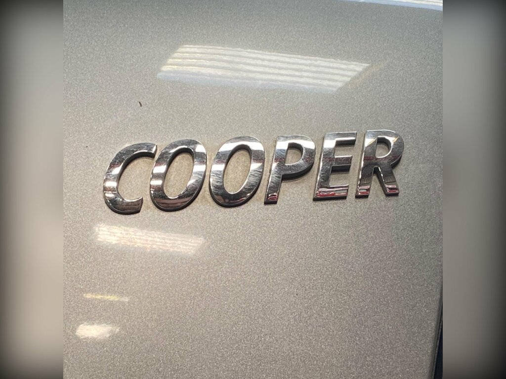 Mini Hatch Cooper D White #19