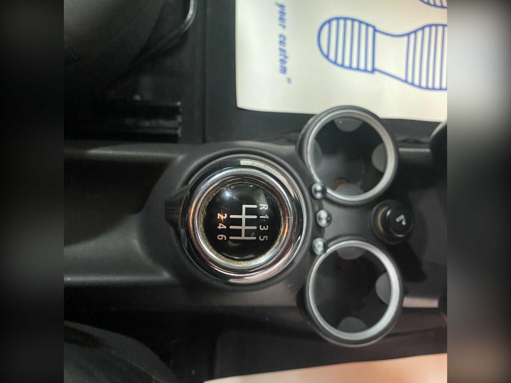 Mini Hatch Cooper D White #24
