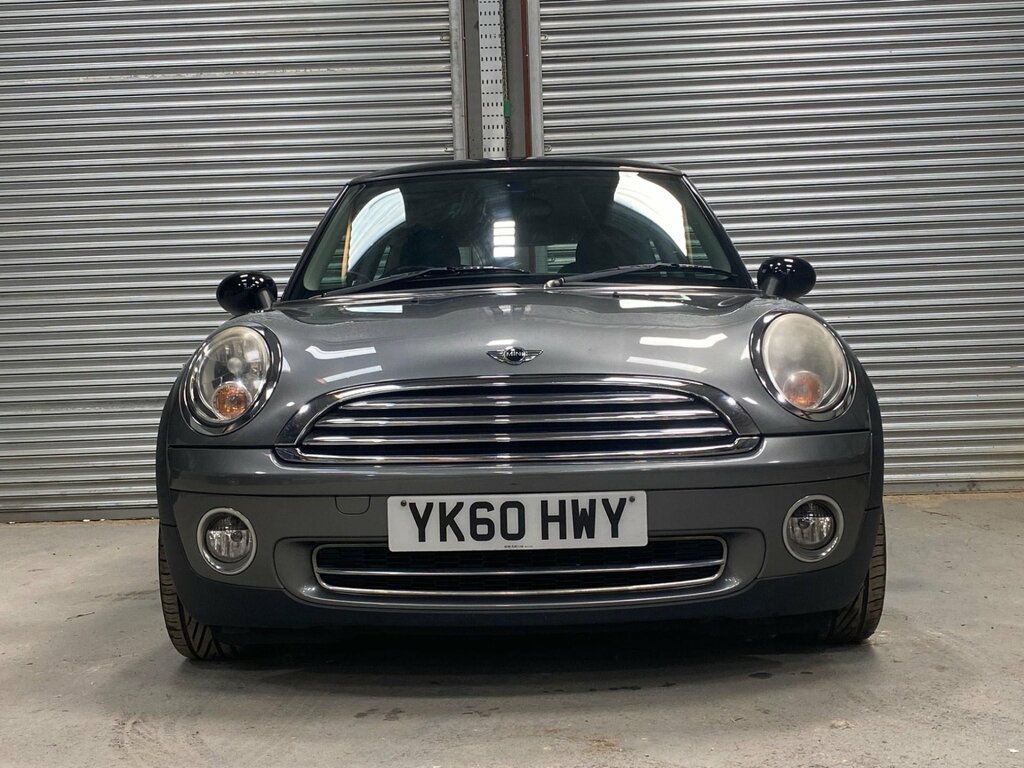 Mini Hatch Cooper D White #2