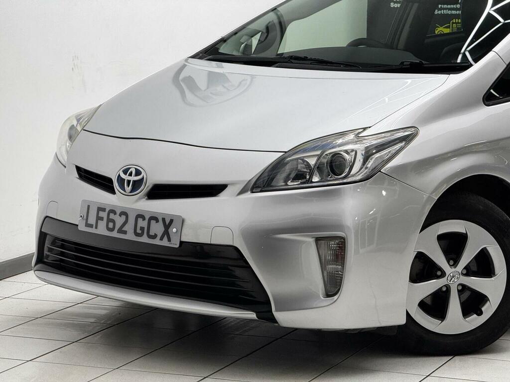 Toyota Prius Hatchback 1.8 Vvt-h T4 Cvt Euro 5 Ss 2012 #4