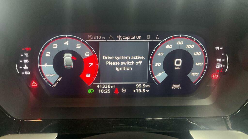 Audi A3 Hatchback 1.0 Tfsi 30 Technik Sportback Euro 6 S DE70MFZ Grey #3