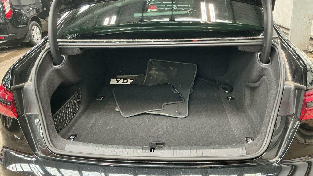 Audi A6 Saloon 2L S Line White #23
