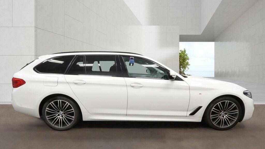 BMW 5 Series Se Blue #19