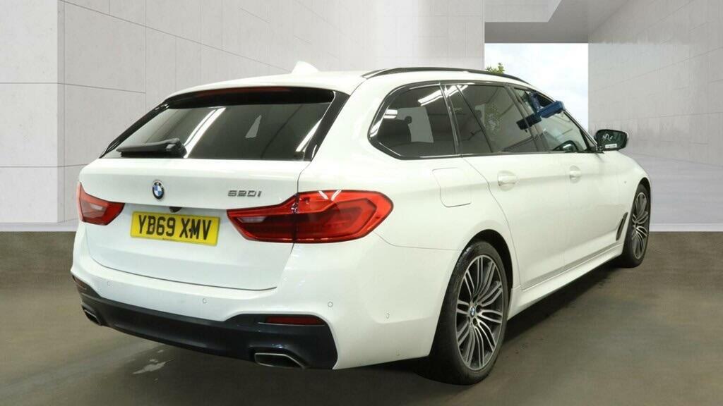 BMW 5 Series Se Blue #16