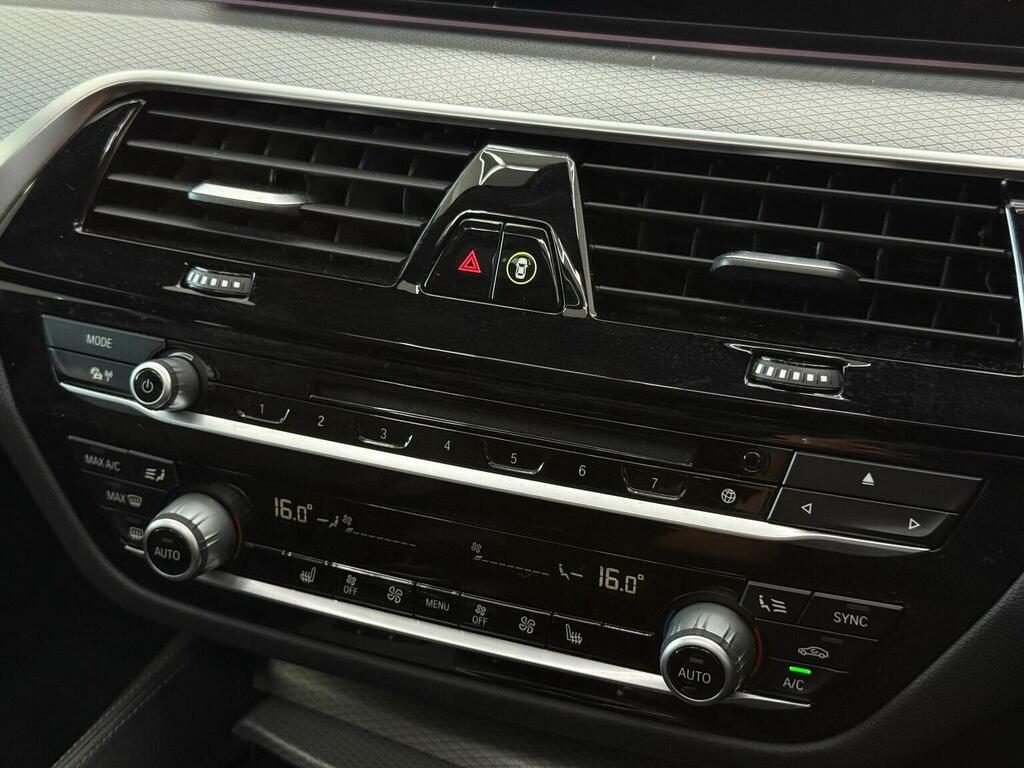 BMW 6 Series Gran Turismo Hatchback Grey #32