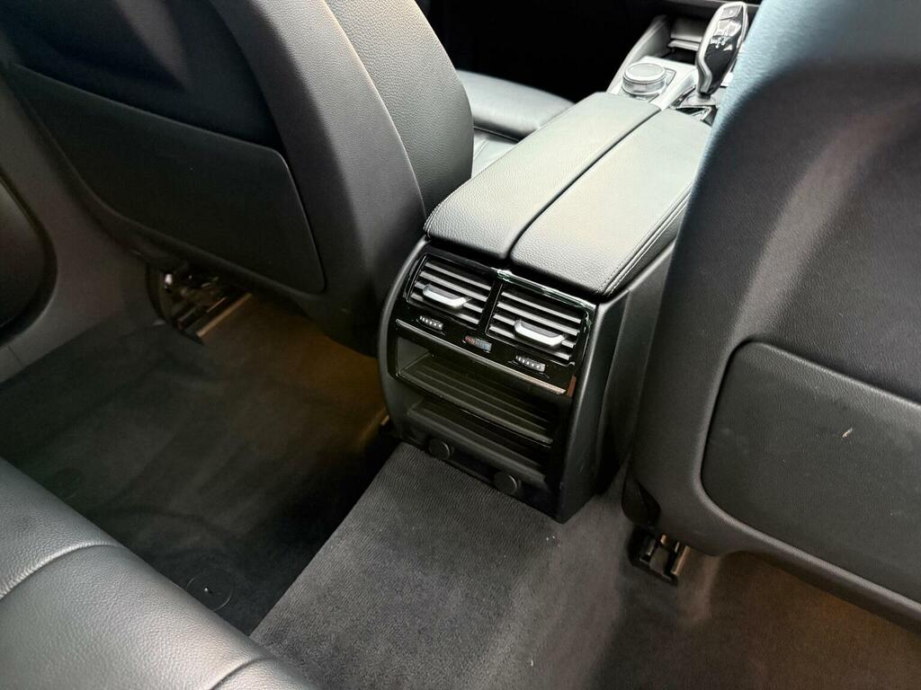 BMW 6 Series Gran Turismo Hatchback Grey #54