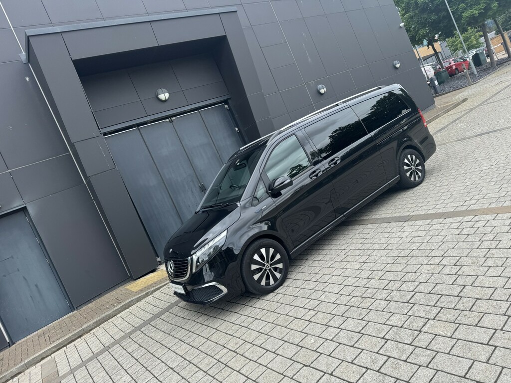 Mercedes-Benz EQV Eqv 300E 90Kwh Sport Premium 2021 Black #4