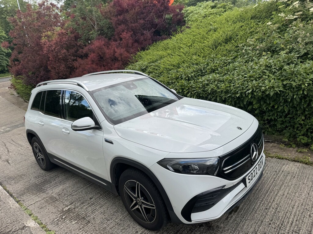 Mercedes-Benz EQB Eqb 300 66.5Kwh Amg Line 2022 White