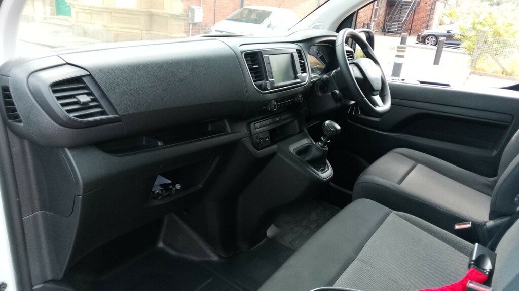 Vauxhall Vivaro Prime Silver #7