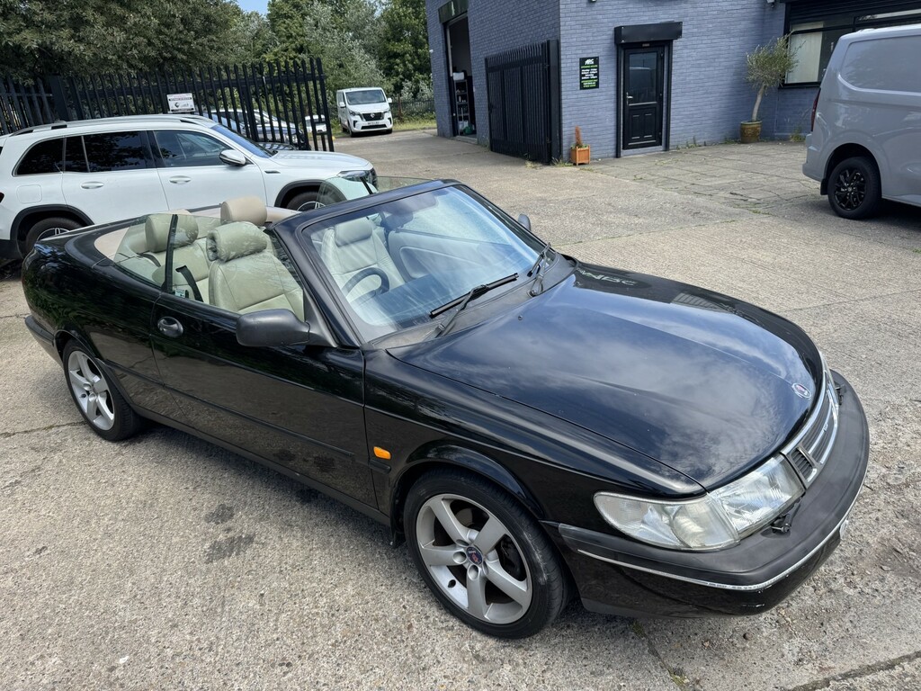 Saab 900 2.0 I S R241JTN Black