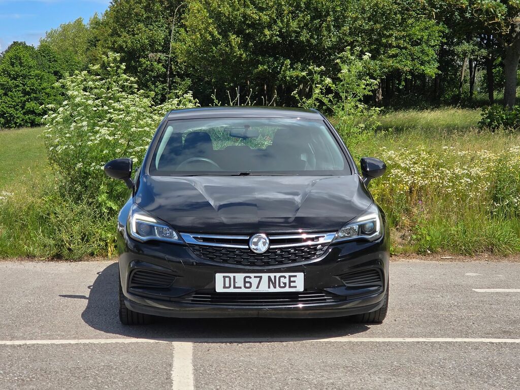 Vauxhall Astra Astra Hatchback DL67NGE Black #2