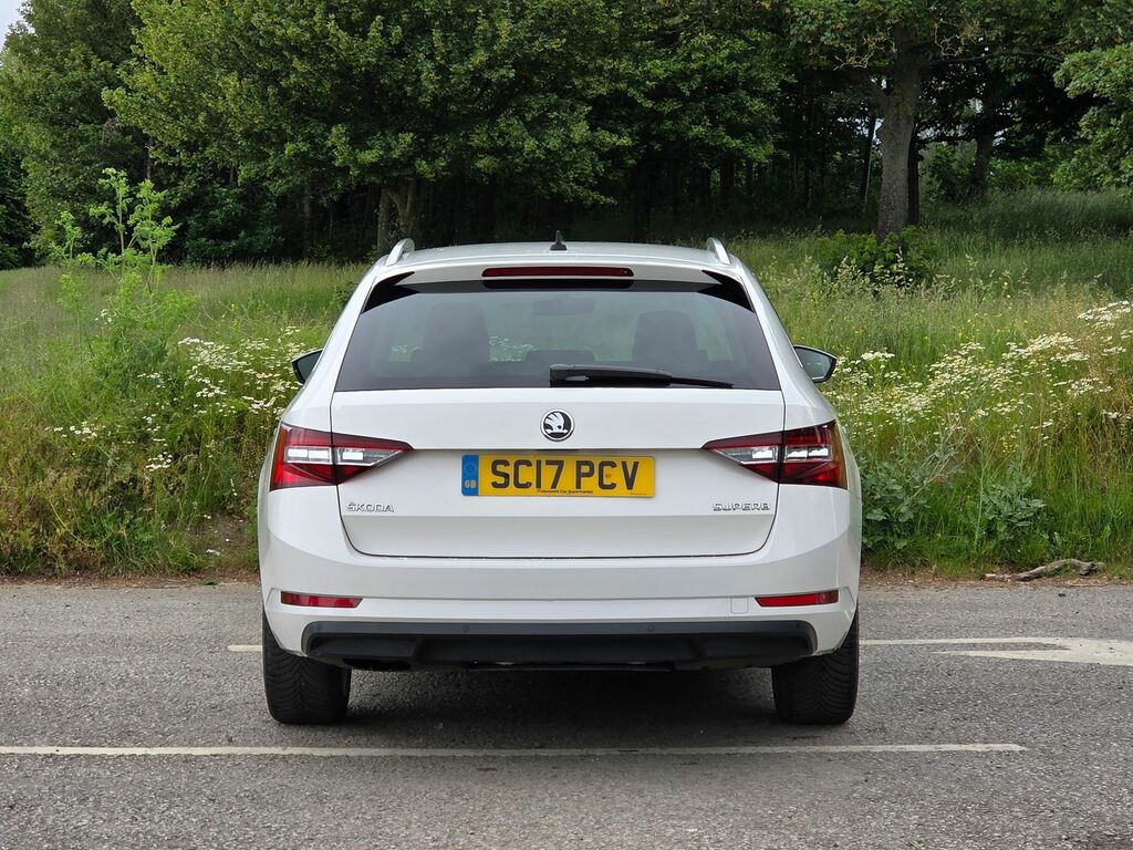 Skoda Superb 2.0 Tdi Se L Executive Estate Eu White #6