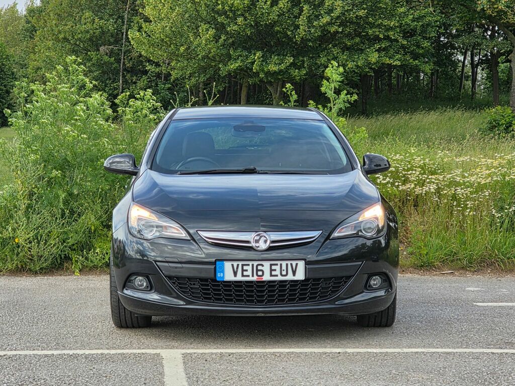Vauxhall Astra GTC 1.6 Cdti Ecoflex Sri Coupe Euro Black #2