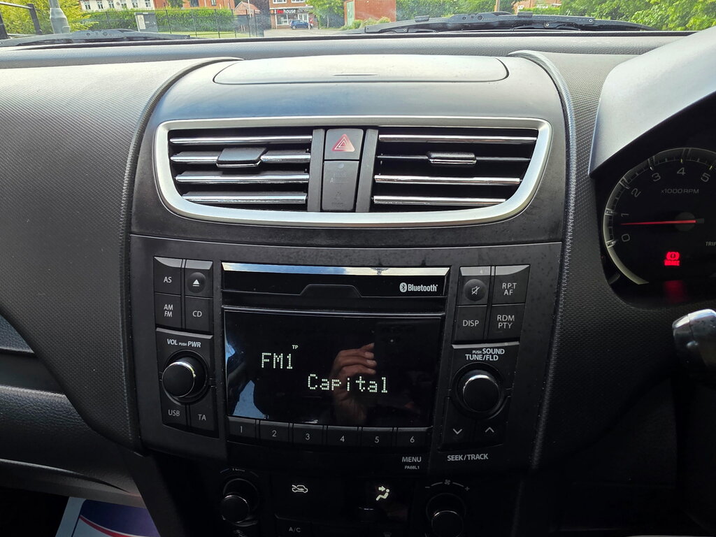 Suzuki Swift Sz3 White #27