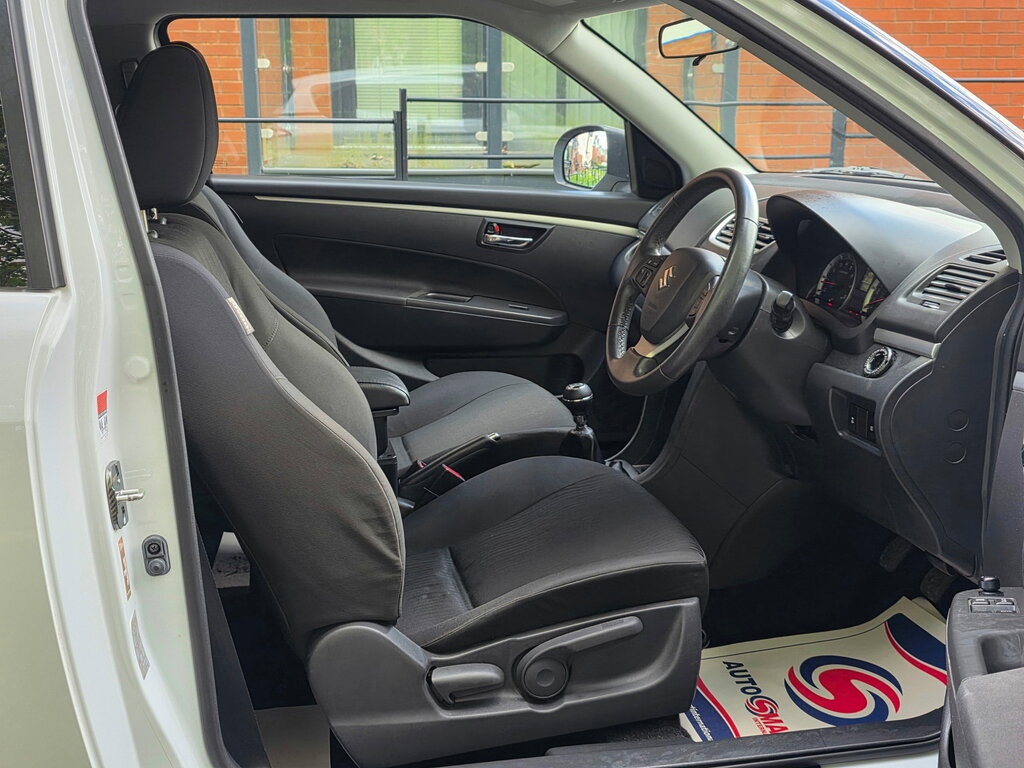 Suzuki Swift Sz3 White #22