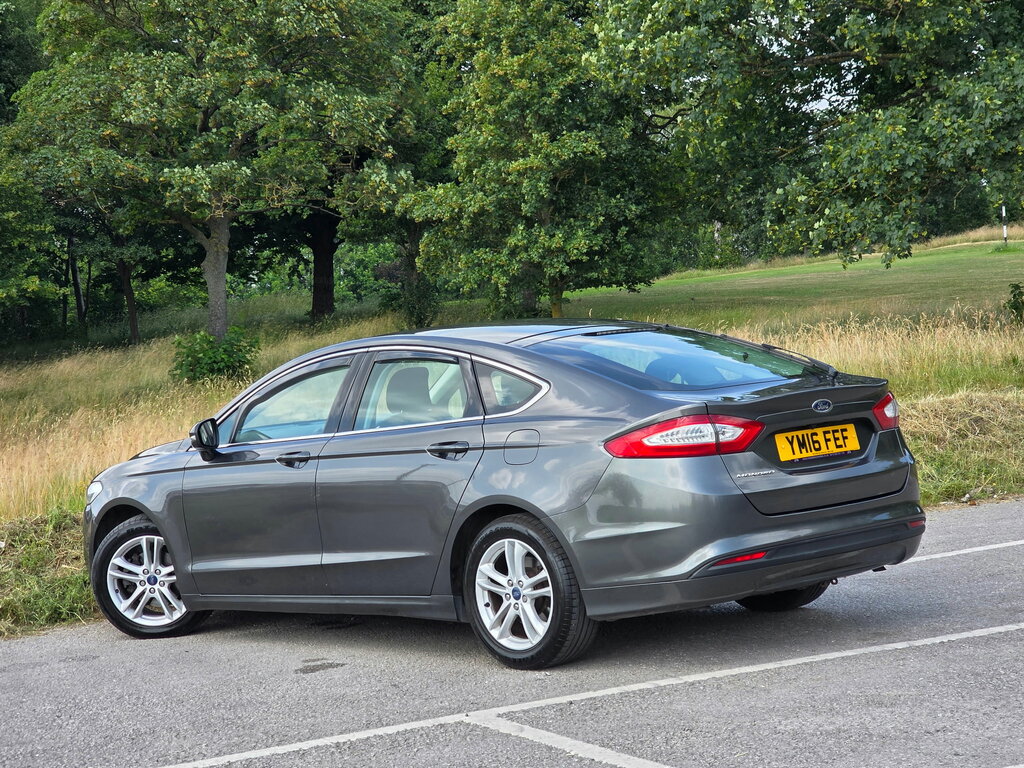 Ford Mondeo 2.0 Tdci Zetec Hatchback Euro 6 Grey #5