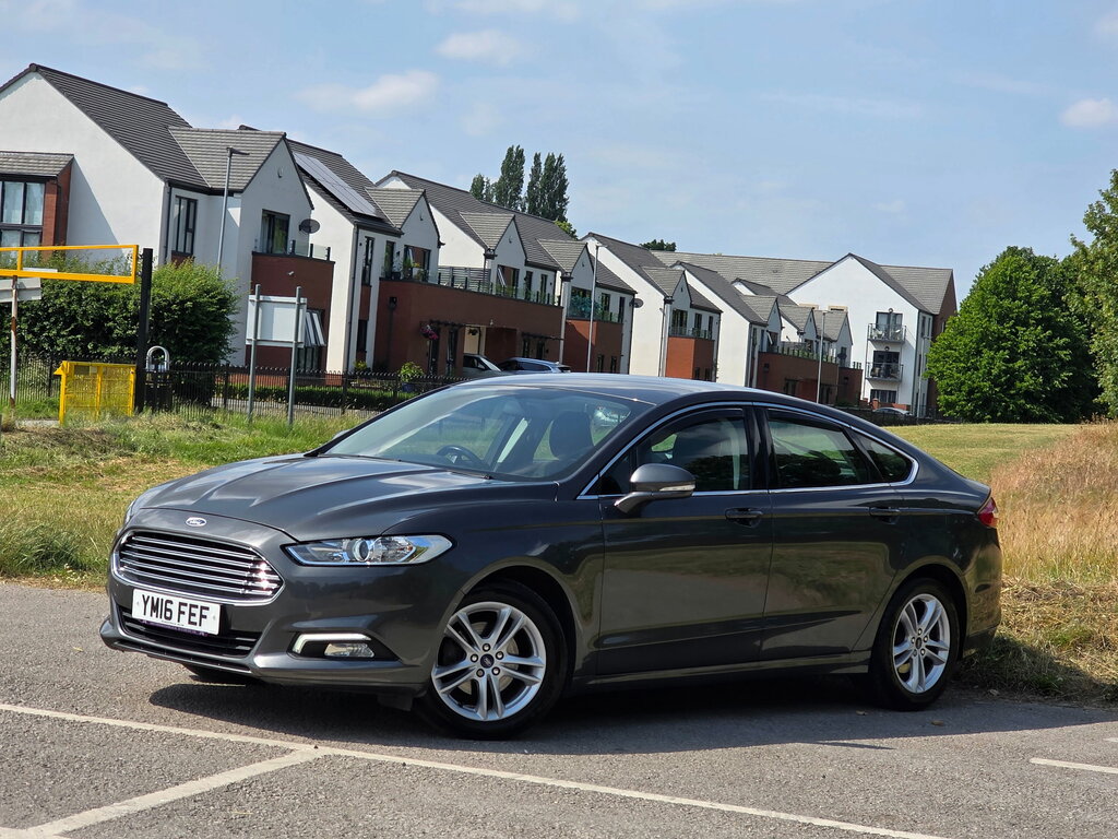 Ford Mondeo 2.0 Tdci Zetec Hatchback Euro 6 Grey #3