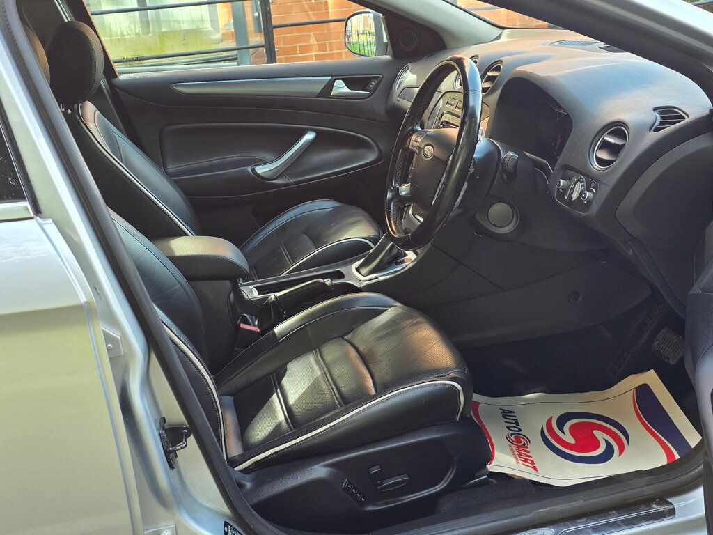 Ford Mondeo 2.2L Titanium X Sport Black #23