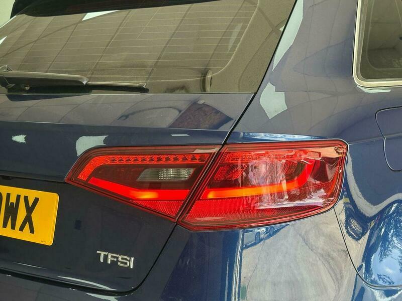 Audi A4 2.0 Tdi Ultra Se Technik 161 Bhp White #38