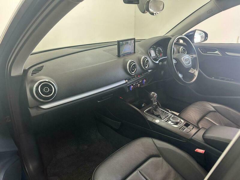 Audi A4 2.0 Tdi Ultra Se Technik 161 Bhp White #28