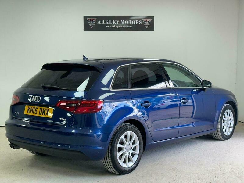 Audi A4 2.0 Tdi Ultra Se Technik 161 Bhp White #8