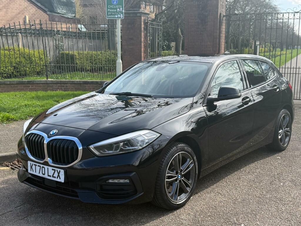 BMW 1 Series Sport Black