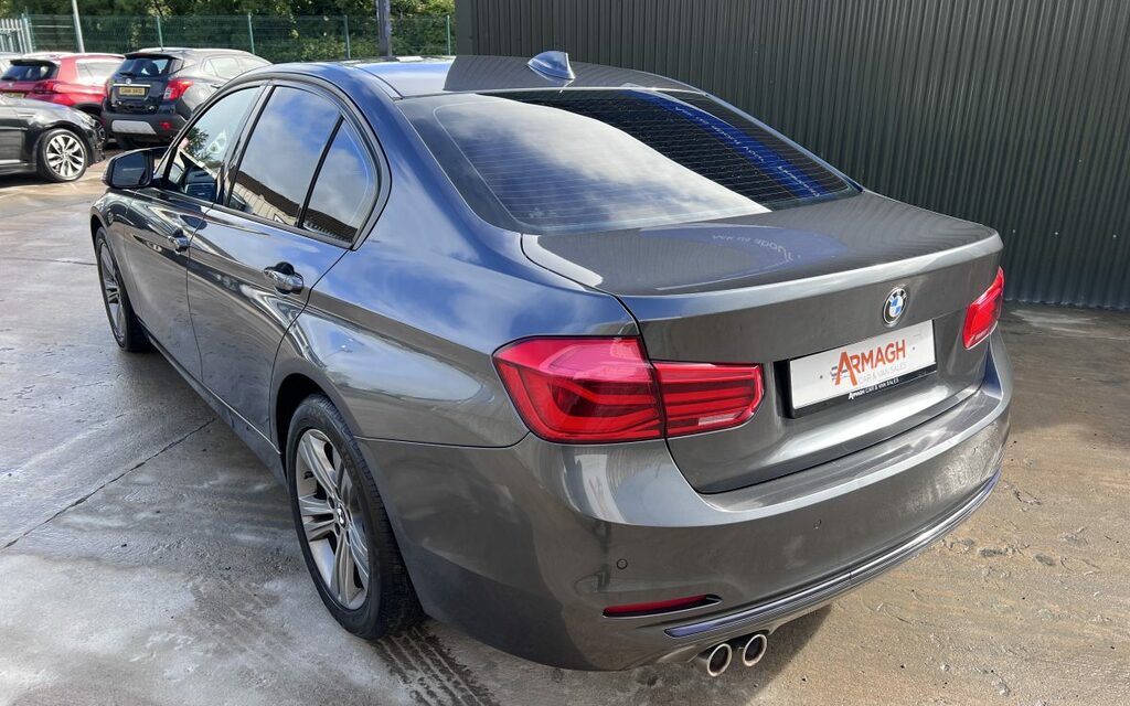 BMW 3 Series Sport  #4