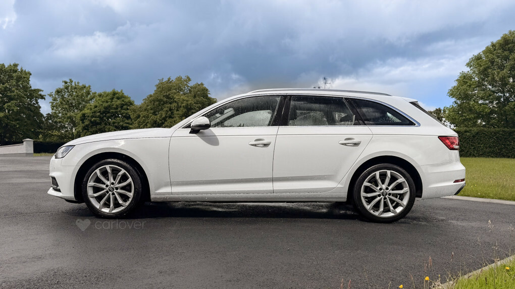 Audi A4 Sport 35 Tdi CX19LVK White #4