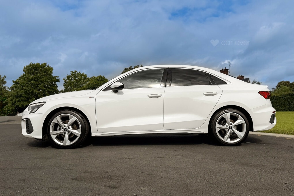 Audi A3 S Line 30 Tfsi RY21DFJ #4