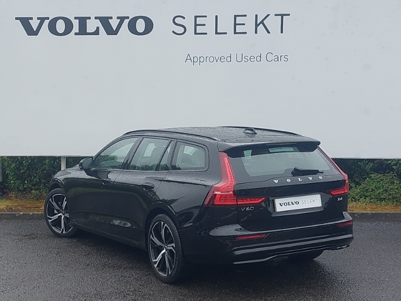 Volvo V60 2.0 B4p Plus Dark 7 Speed Black #2