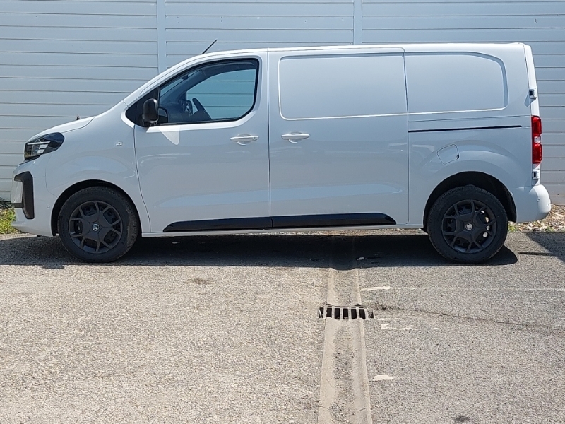 Vauxhall Vivaro 1.5 Turbo D 120 Pro H1 Van White #4