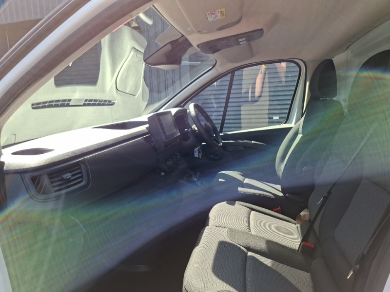 Renault Trafic Sl30 Blue Dci 150 Advance Safety Van Eag9 SD26LEF White #5