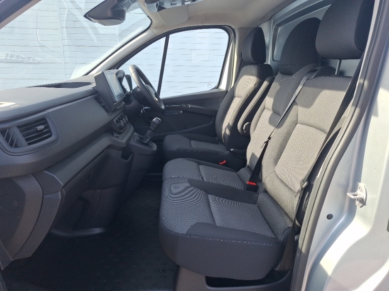 Renault Trafic Ll30 Blue Dci 130 Advance Safety Van Grey #5