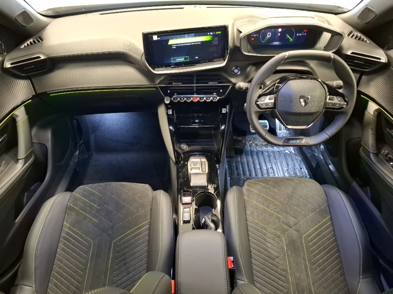 Peugeot 2008 1.2 Puretech 130 Gt Premium Eat8 Grey #3