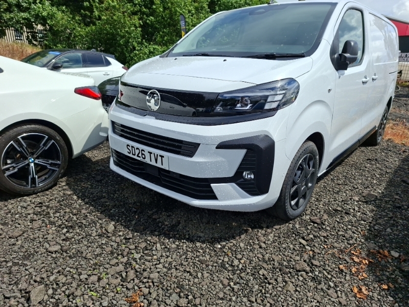 Vauxhall Vivaro 1.5 Turbo D 120 Pro H1 Van White