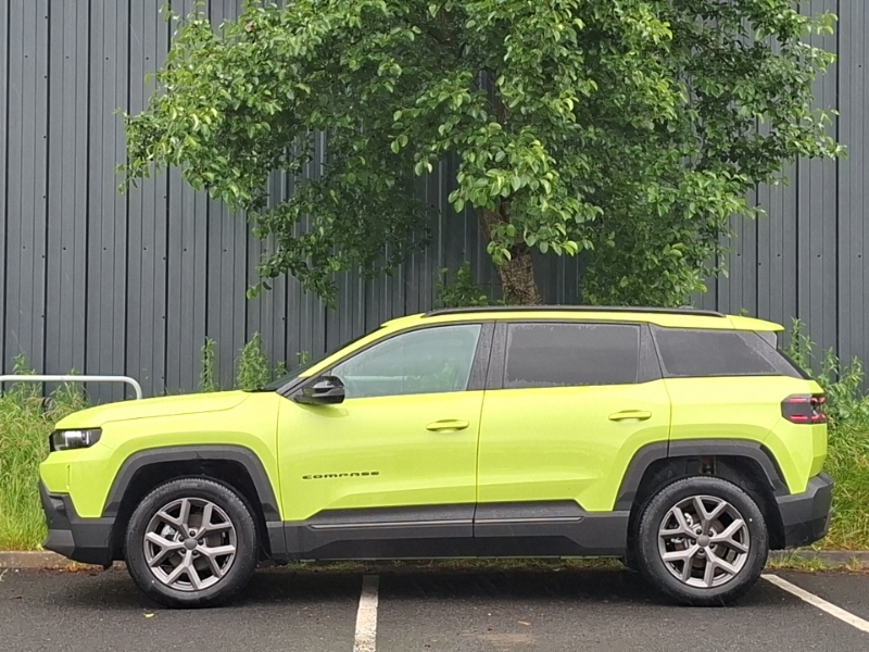 Jeep Compass 1.2 E-hybrid First Edition Dct ST26KYP Green #4