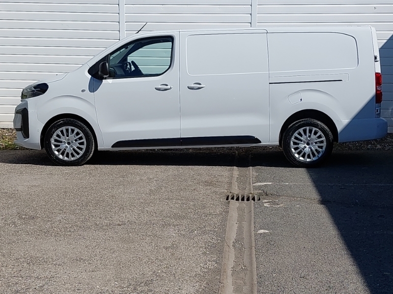 Peugeot Expert 2.0 Bluehdi 145 Asphalt Van White #4