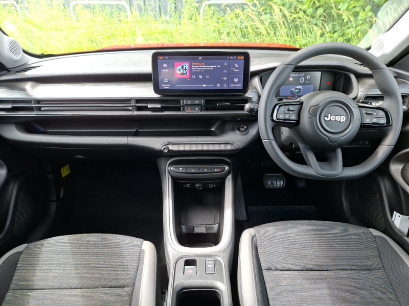 Jeep Avenger 1.2 E-hybrid Longitude Dct ST26OBF Red #3