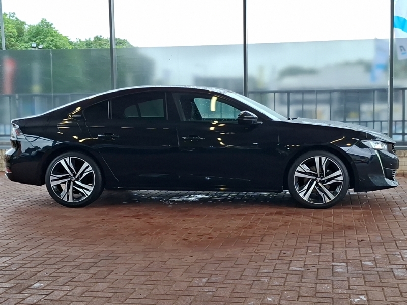 Peugeot 508 1.5 Bluehdi Gt Line Black #4