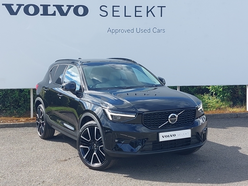 Volvo XC40 2.0 B4p Ultra Dark Black