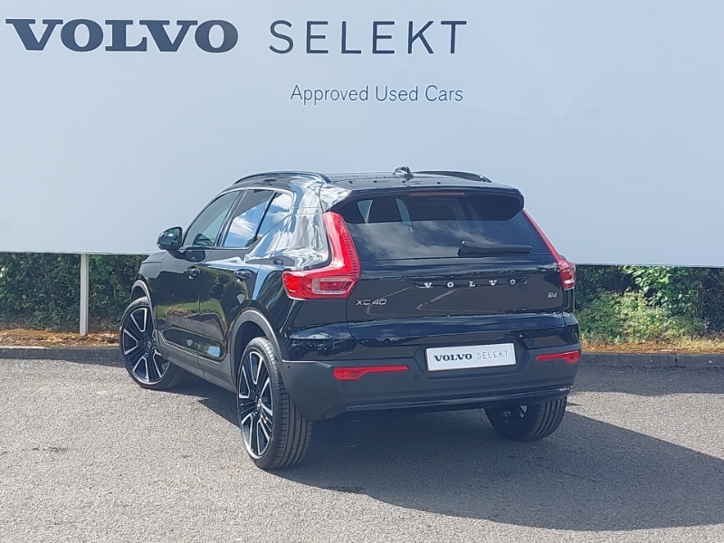 Volvo XC40 2.0 B4p Ultra Dark Black #2