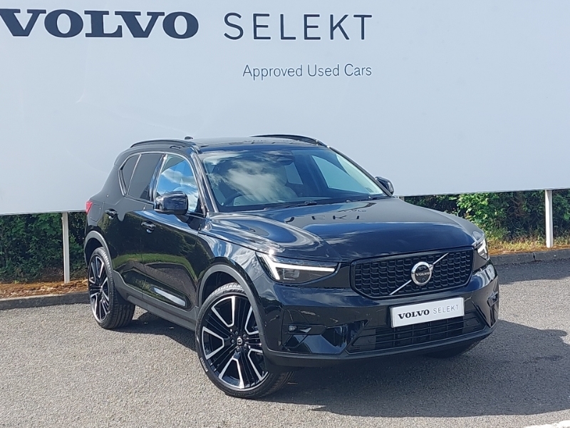 Volvo XC40 2.0 B4p Ultra Dark Black