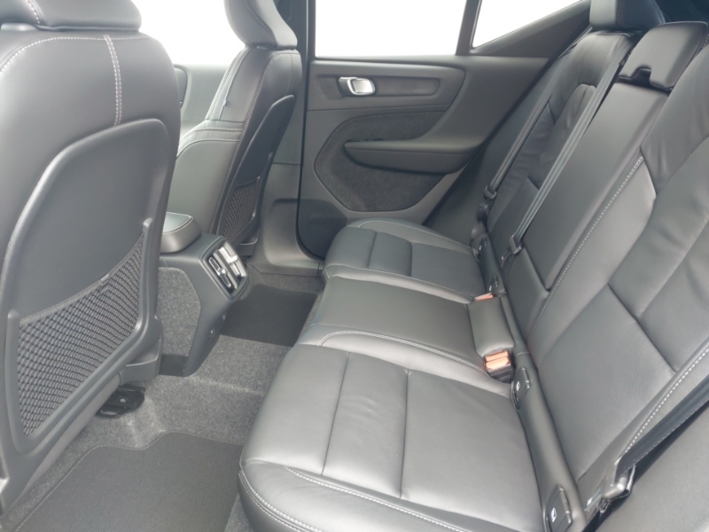 Volvo XC40 2.0 B3p Plus Pro Dark Silver #6