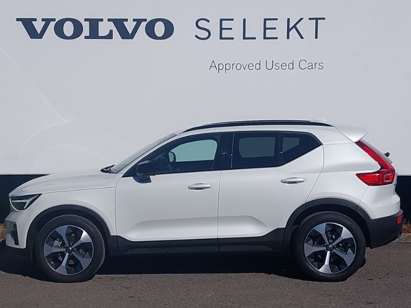Volvo XC40 2.0 B3p Plus Pro Dark White #4